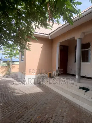 10bdrm House in Carter Real Estate, Kimara for sale