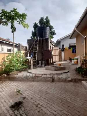 10bdrm House in Carter Real Estate, Kimara for sale