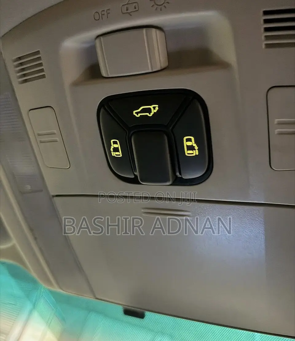 Toyota Vellfire 2008 Gray