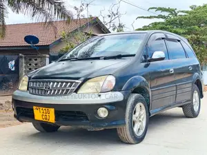 Toyota Nadia 2001 Black