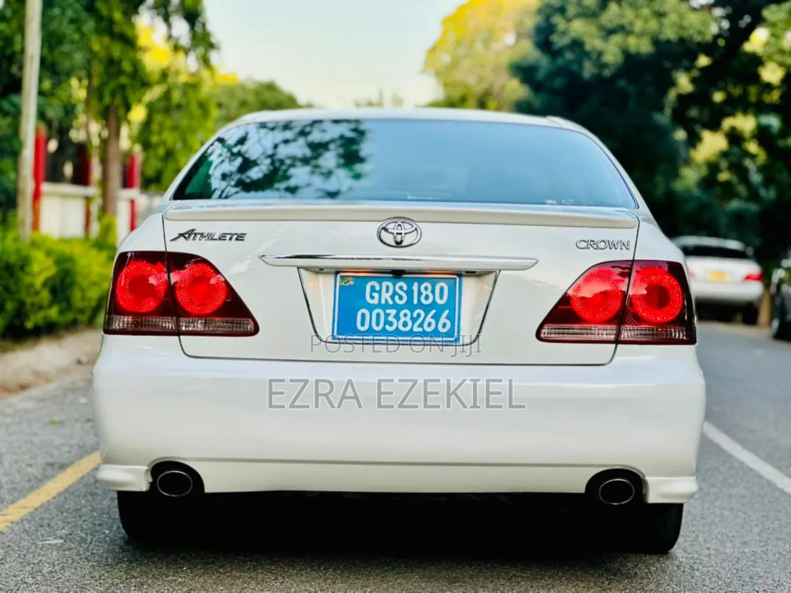 Toyota Crown 2006 White