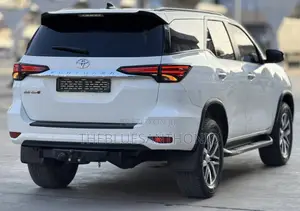 Toyota Fortuner 2020 White