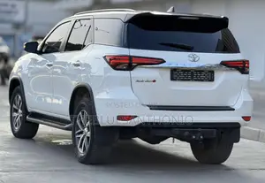 Toyota Fortuner 2020 White