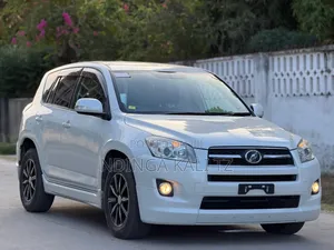 Toyota RAV4 2008 White
