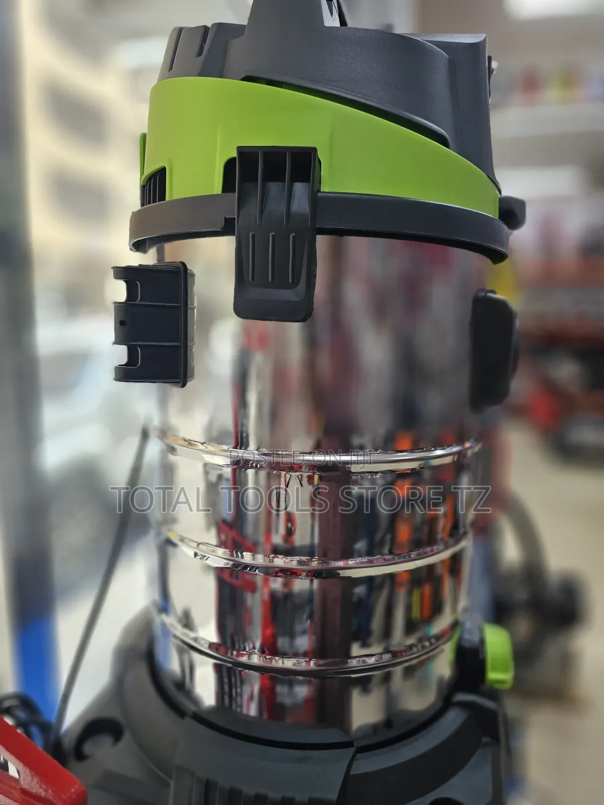 Lutian Vaccum Cleaner 70l