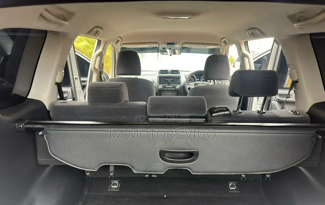 Toyota Land Cruiser Prado 2014 Silver
