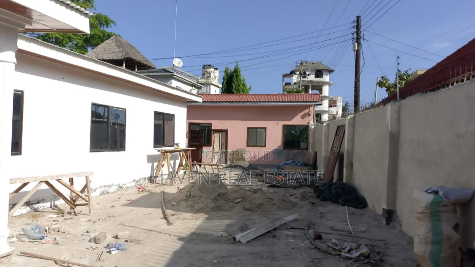 4bdrm House in Mikocheni for rent