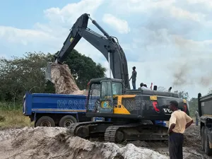 Volvo Excavator for Sale in Very Healthy Condition
