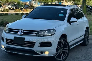 Volkswagen Touareg 2012 White