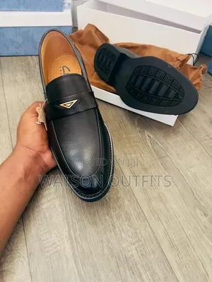 Men's Leather Loafer or Mocca Shoes Nicely Well Moulded