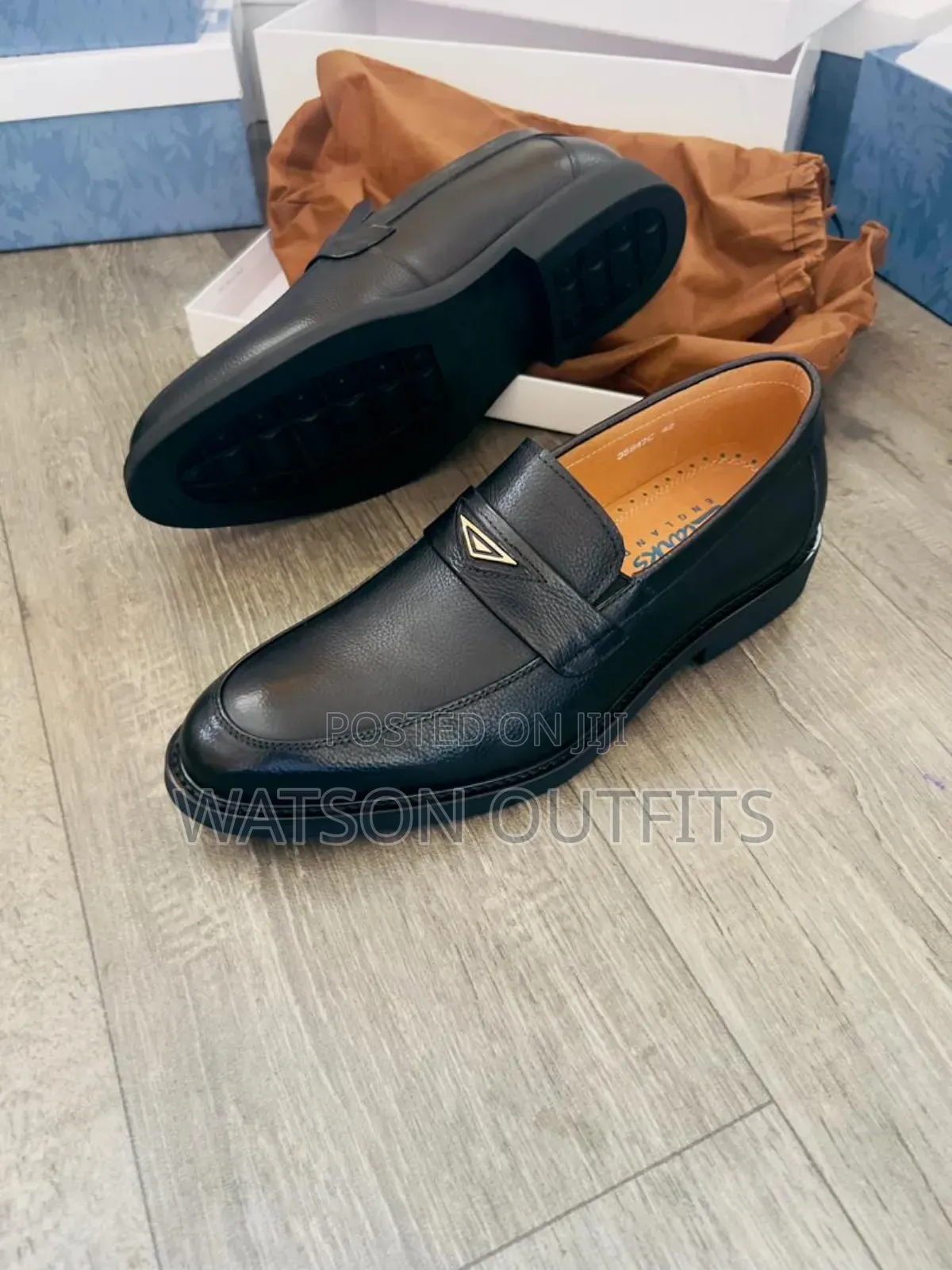 Men's Leather Loafer or Mocca Shoes Nicely Well Moulded