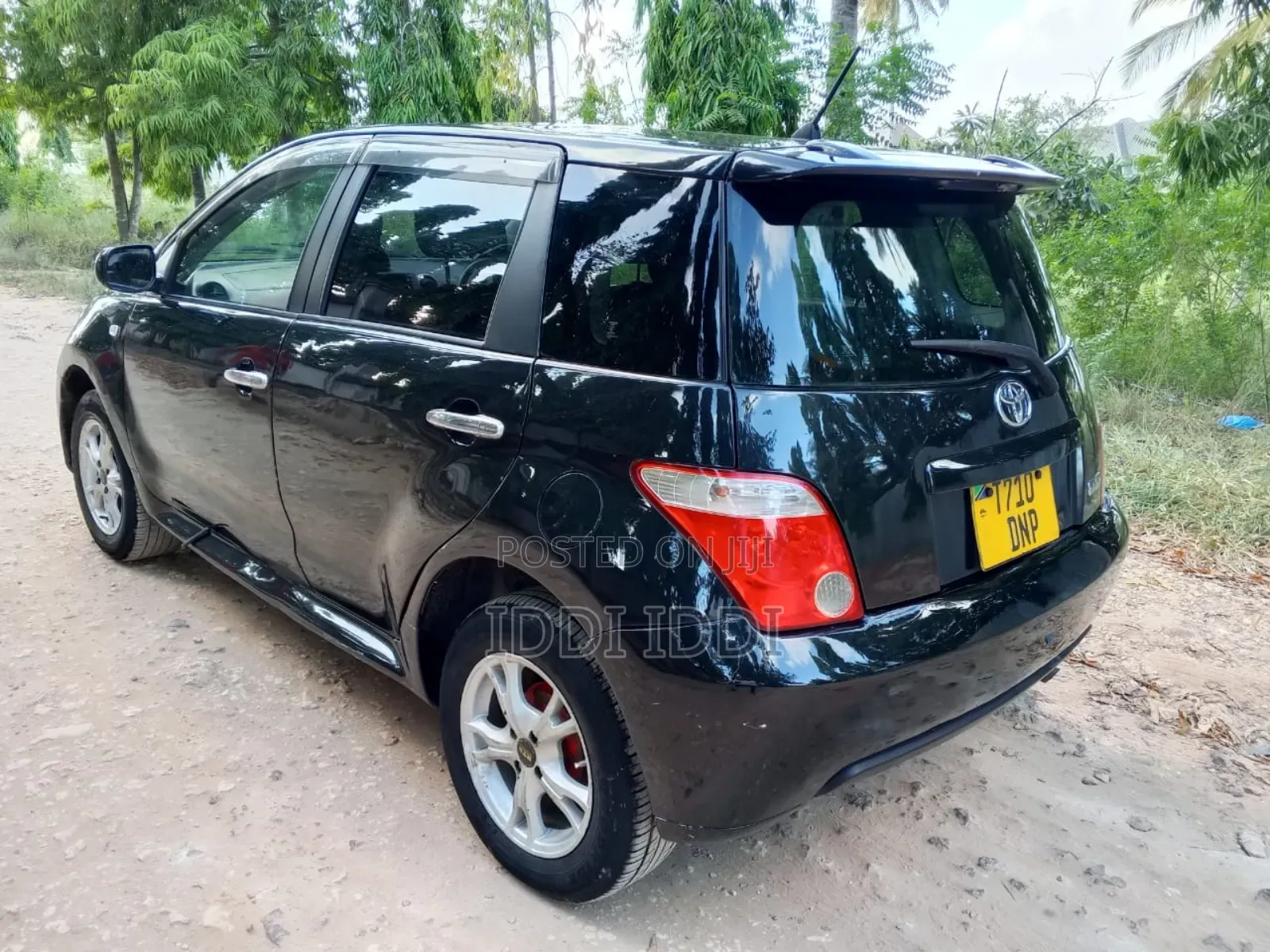 Toyota IST 2005 Black