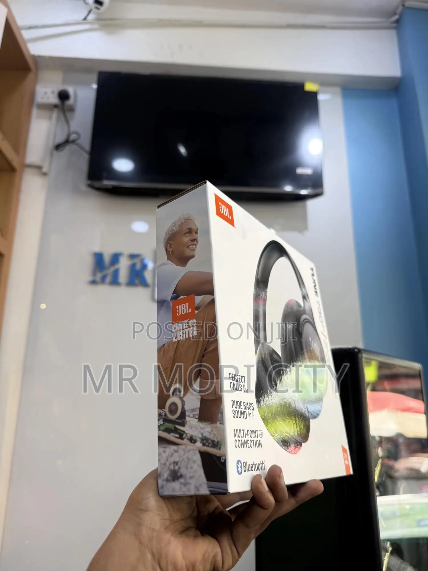 JBL Tune 730