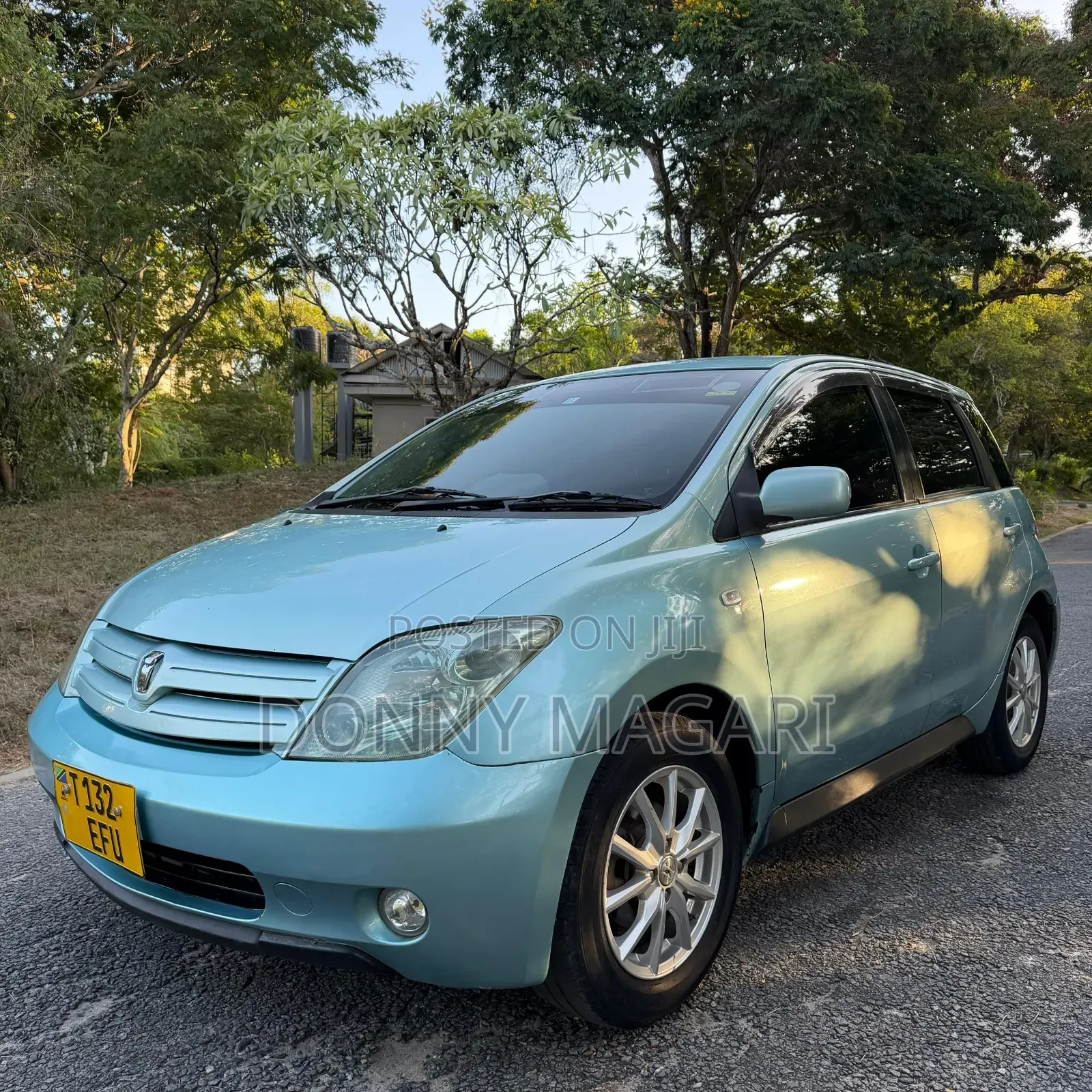 Toyota IST 2004 Blue