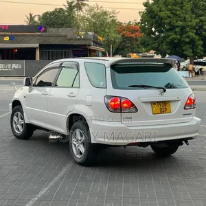 Toyota Harrier 2002 White