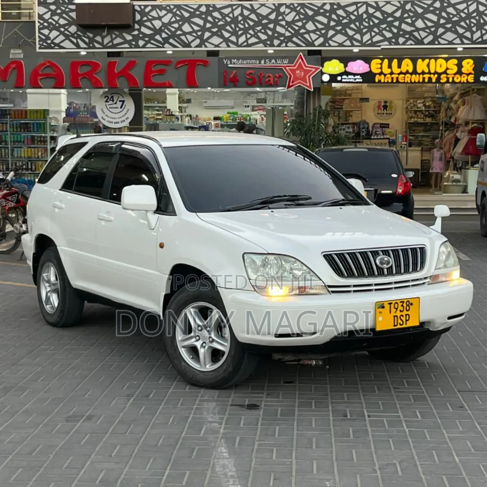 Toyota Harrier 2002 White