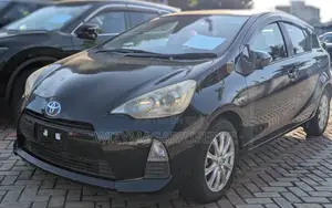 Toyota Aqua 2014 Ivory