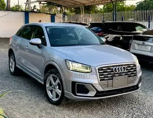 Audi Q2 2018 Silver