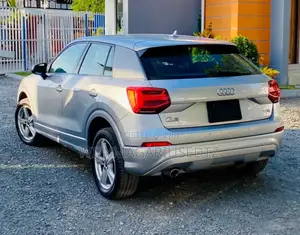 Audi Q2 2018 Silver