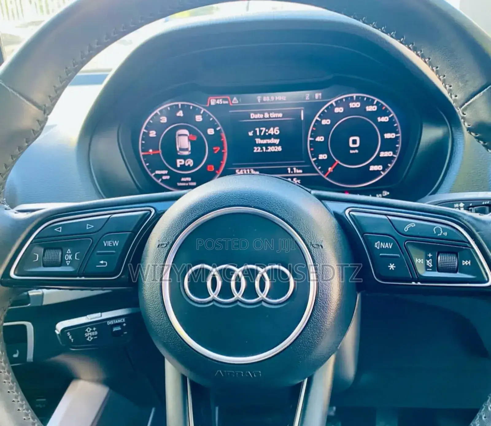 Audi Q2 2018 Silver