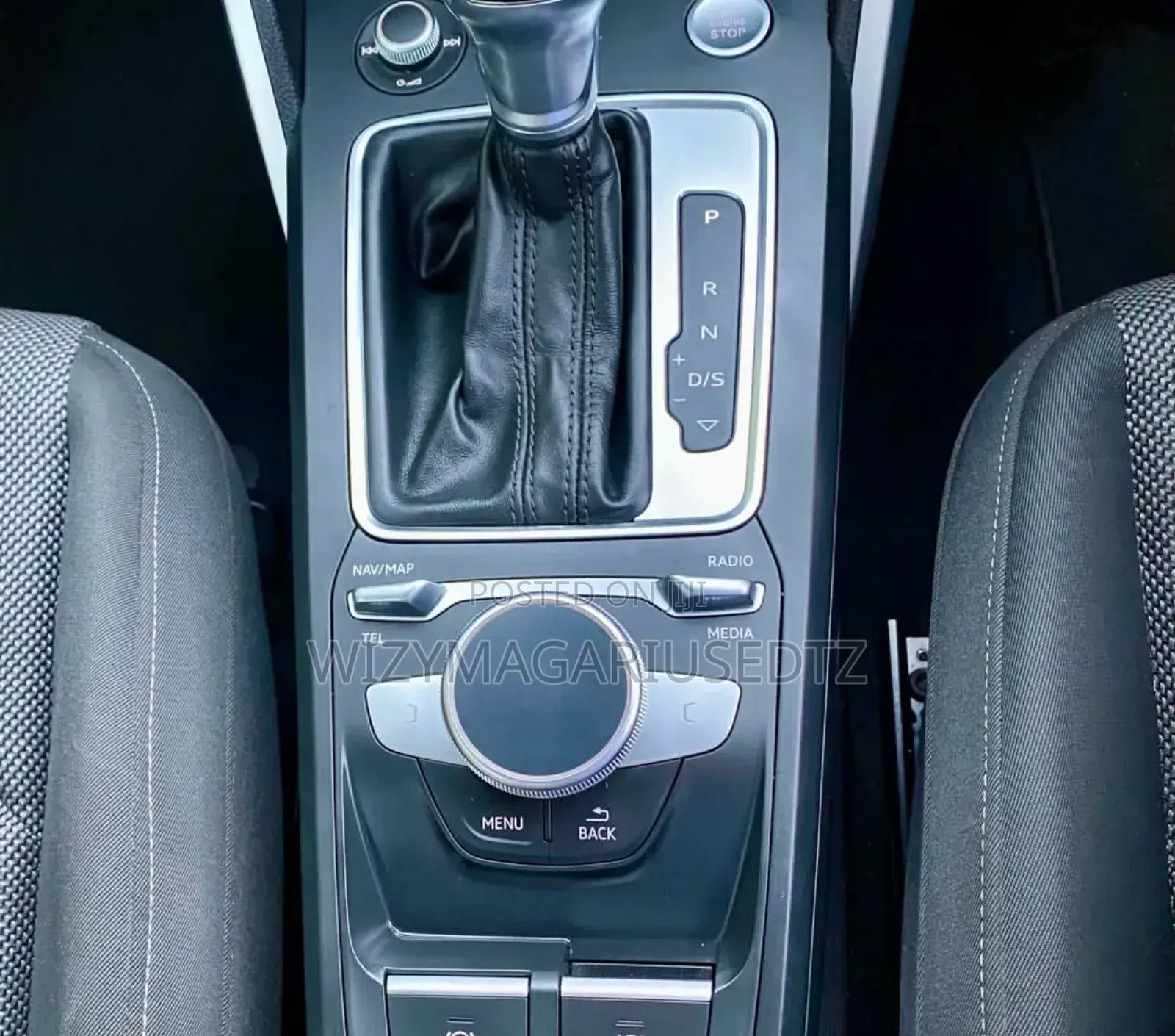 Audi Q2 2018 Silver