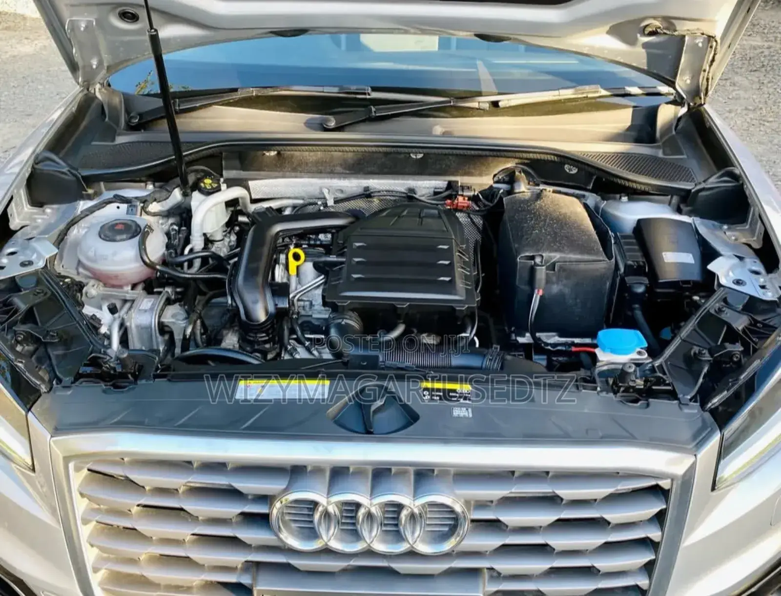 Audi Q2 2018 Silver