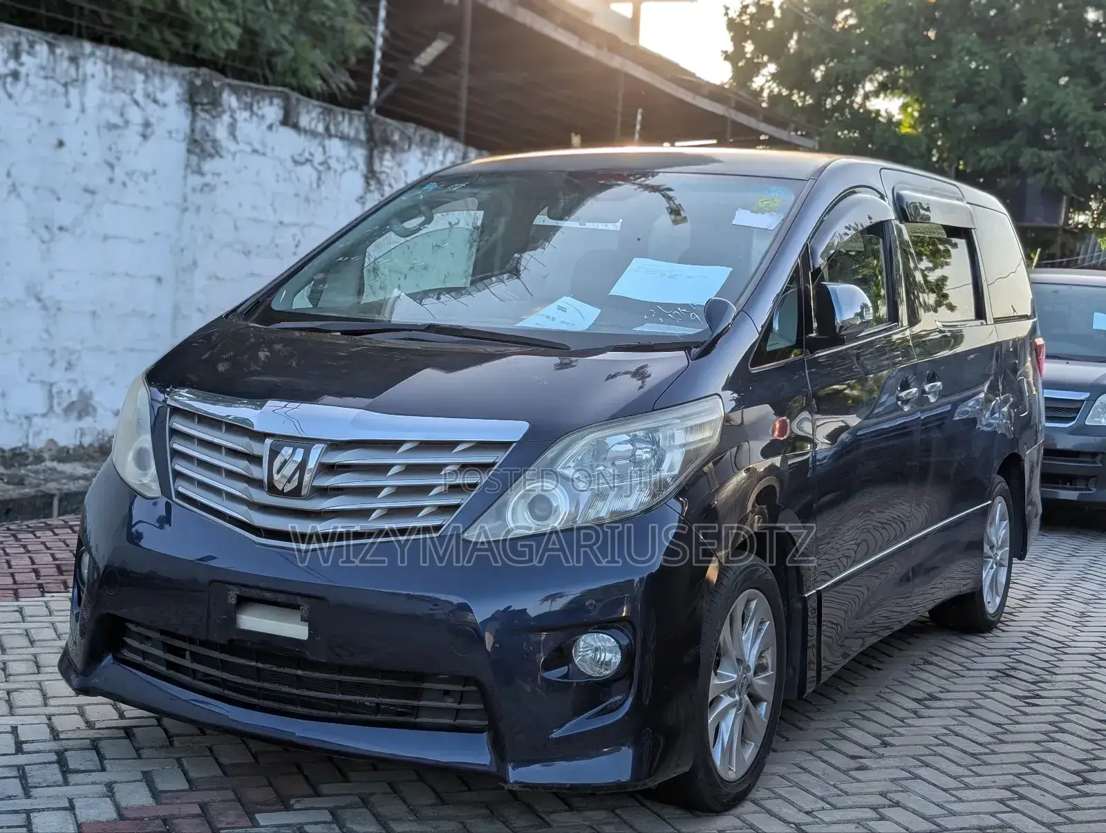 Toyota Alphard 2.4 Petrol FWD 2008 Blue