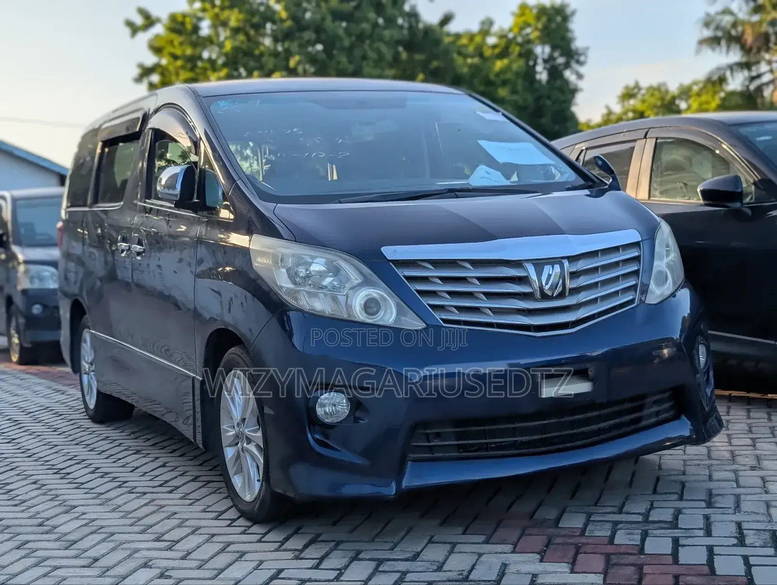 Toyota Alphard 2.4 Petrol FWD 2008 Blue