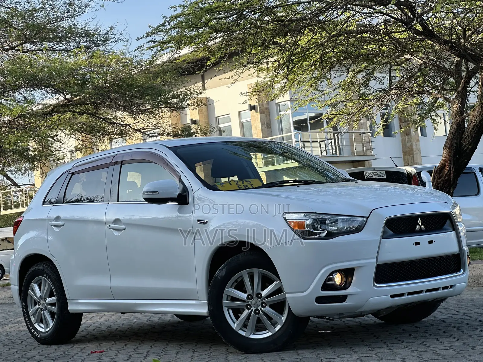 Mitsubishi RVR 2010 White
