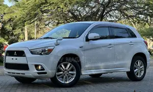 Mitsubishi RVR 2010 White