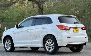 Mitsubishi RVR 2010 White