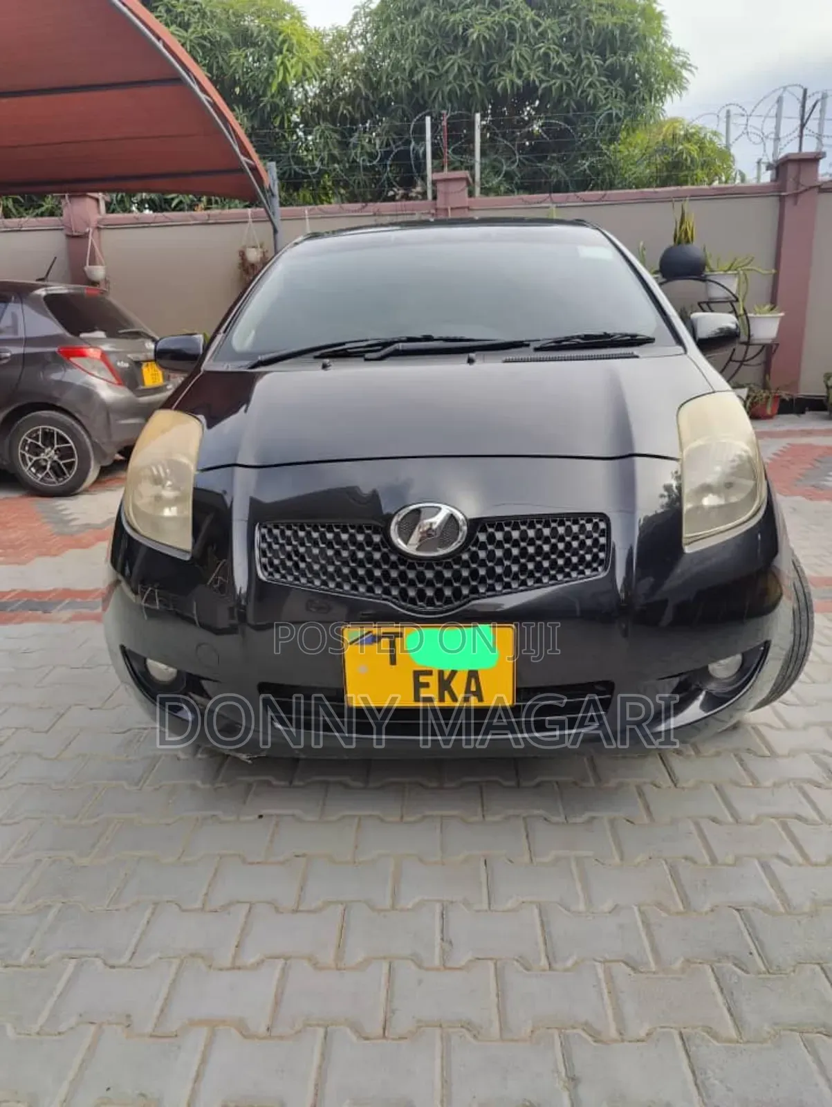 Toyota Vitz 1.3 AWD 3dr 2006 Black