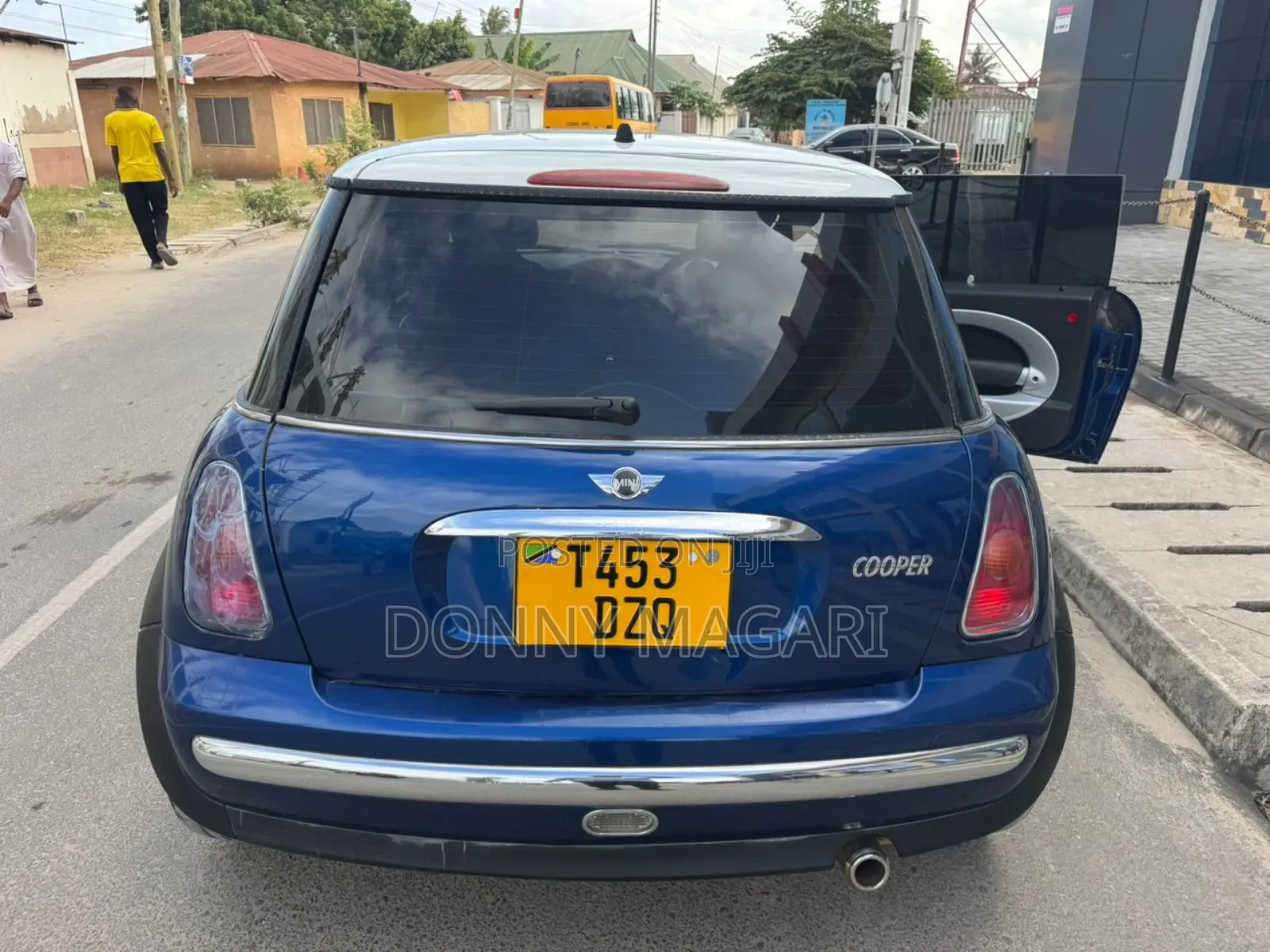 Mini Cooper 2020 Blue