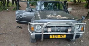 Nissan Patrol 2005 Gray