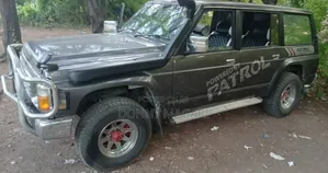 Nissan Patrol 2005 Gray
