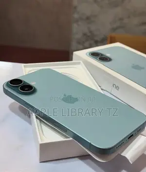 New Apple iPhone 16 256 GB Green