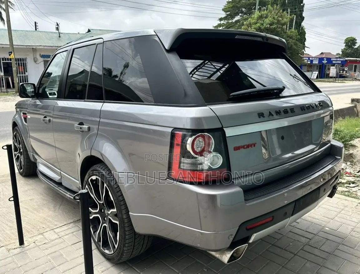 Land Rover Range Rover Sport 2012 Silver