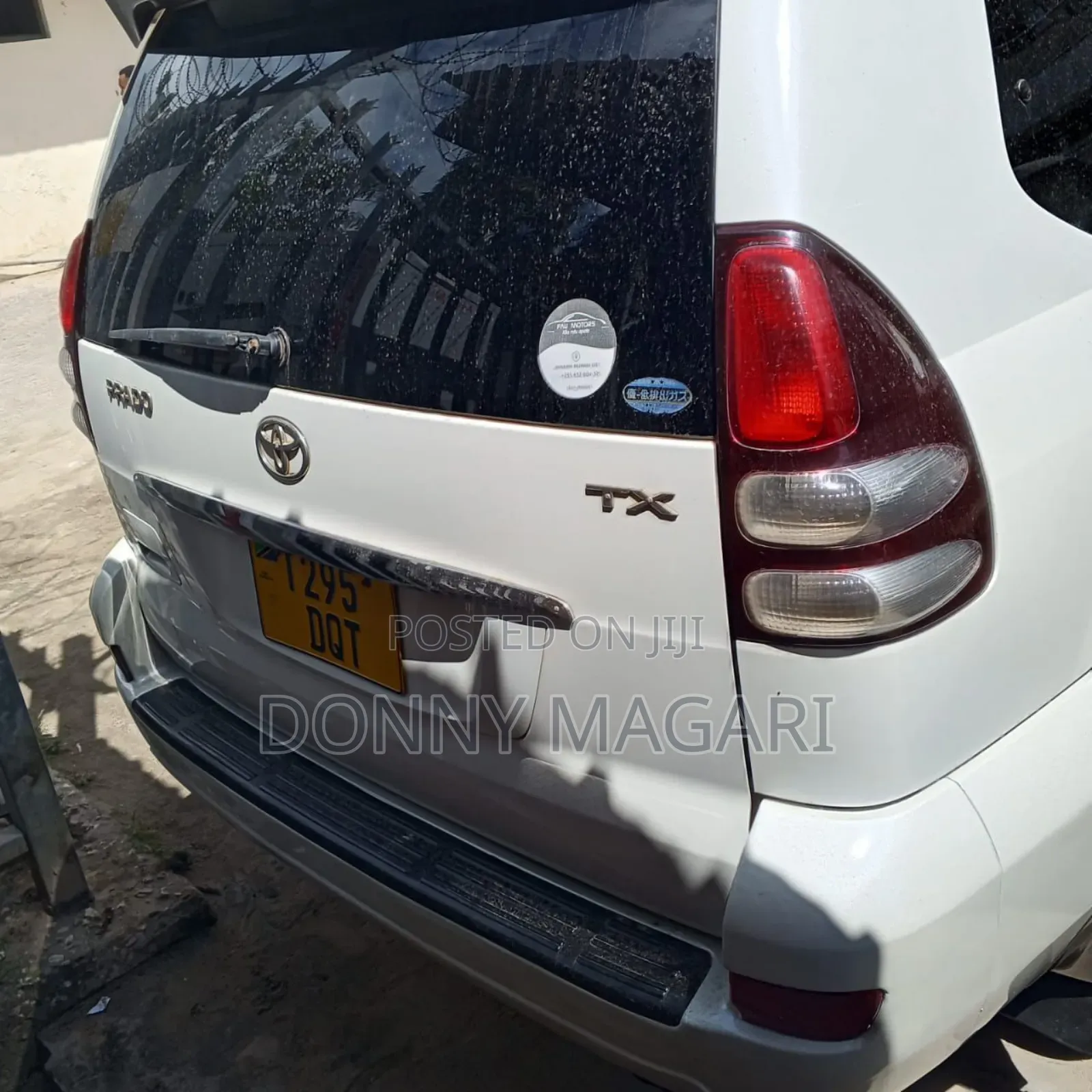Toyota Land Cruiser Prado 2006 White