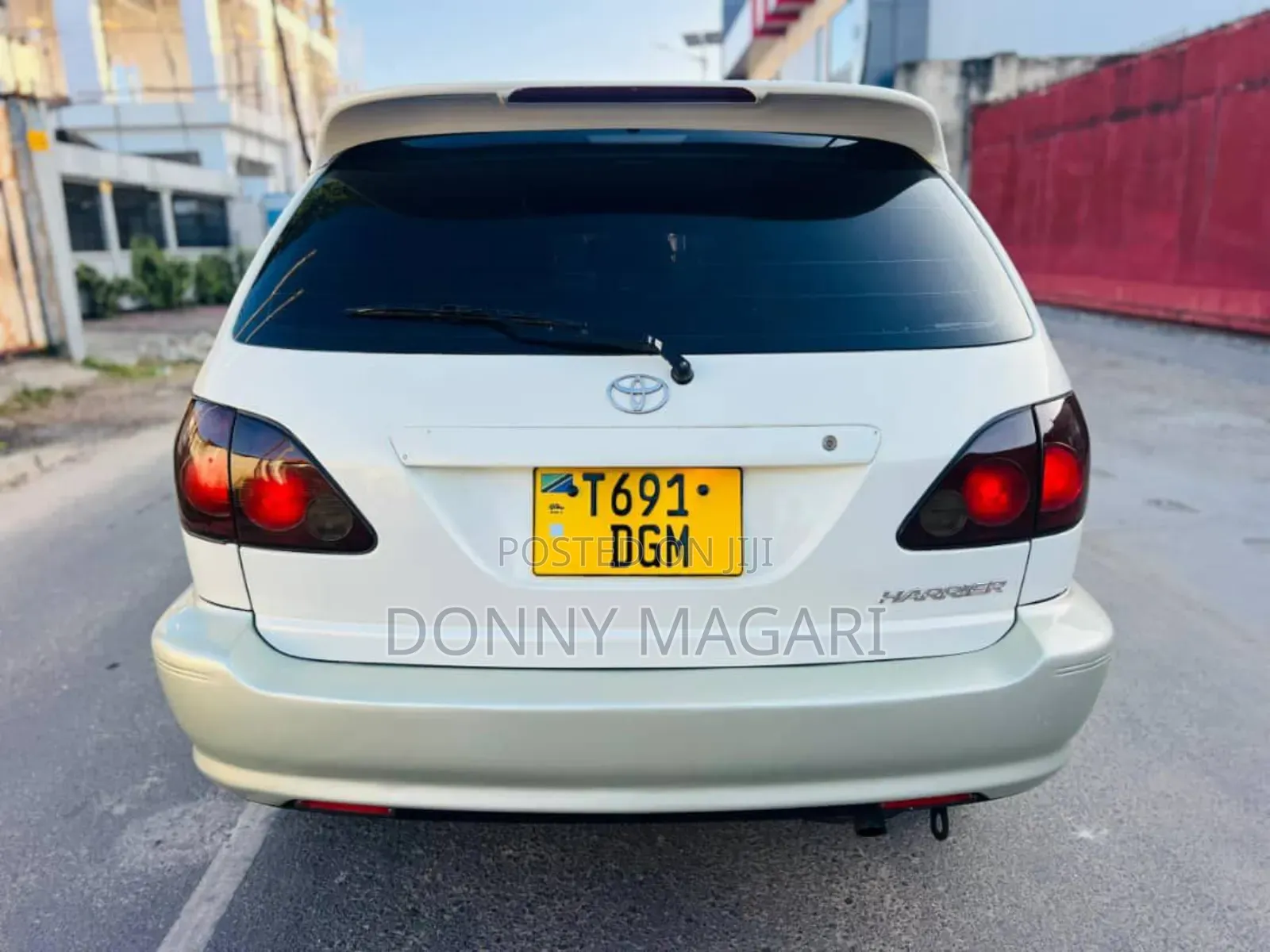 Toyota Harrier 2002 White