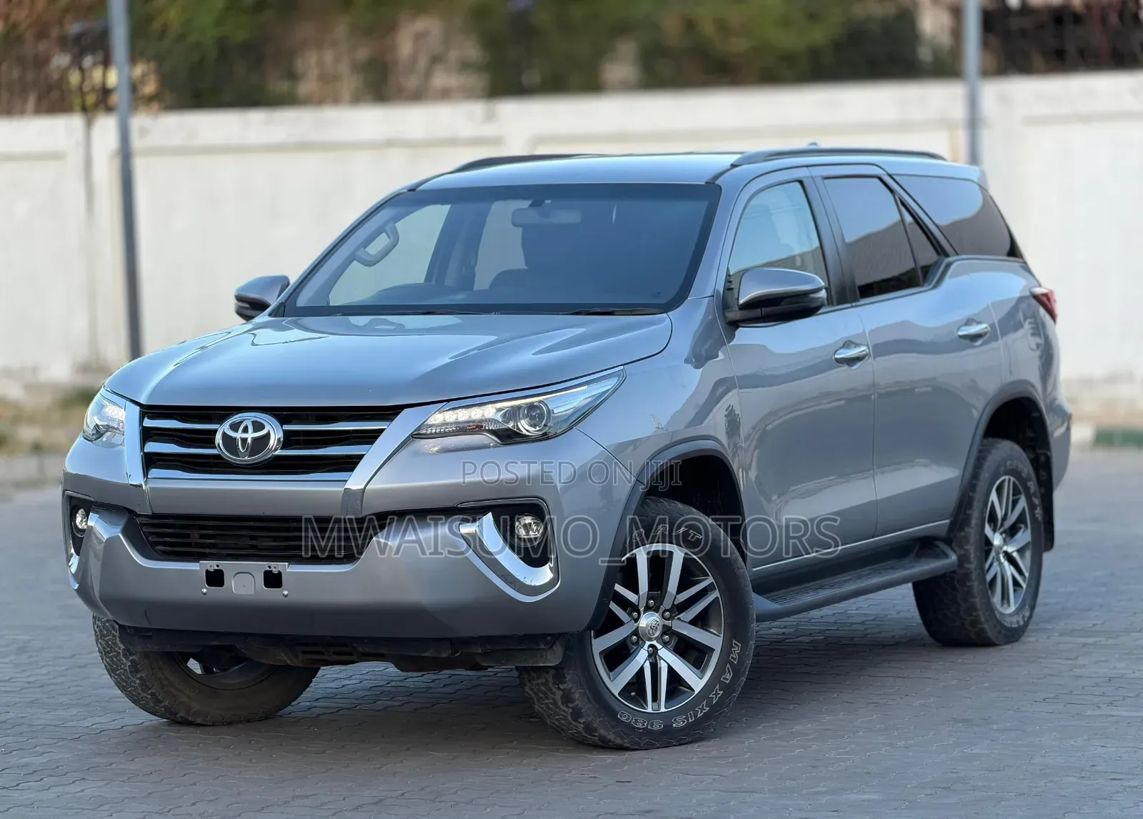 Toyota Fortuner 2019 Silver