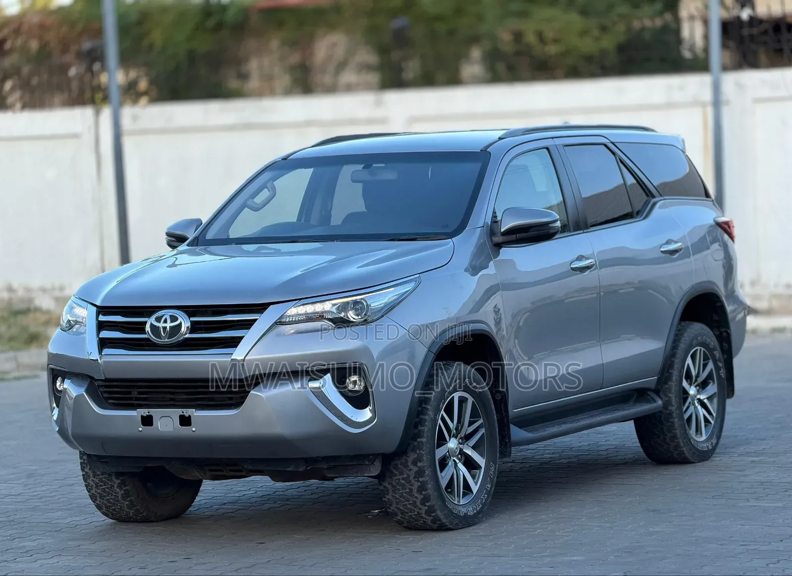 Toyota Fortuner 2019 Silver