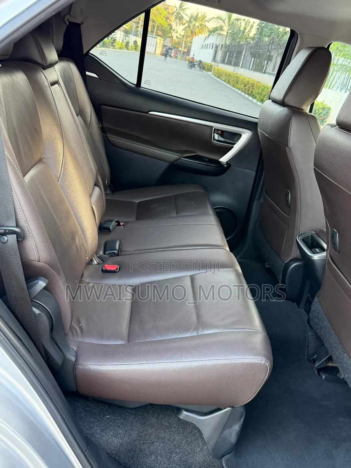 Toyota Fortuner 2019 Silver