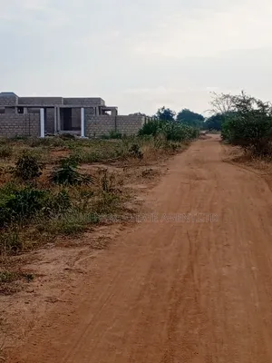 Viwanja Vizuri Sana Kwa Familia Au Uwekezaji