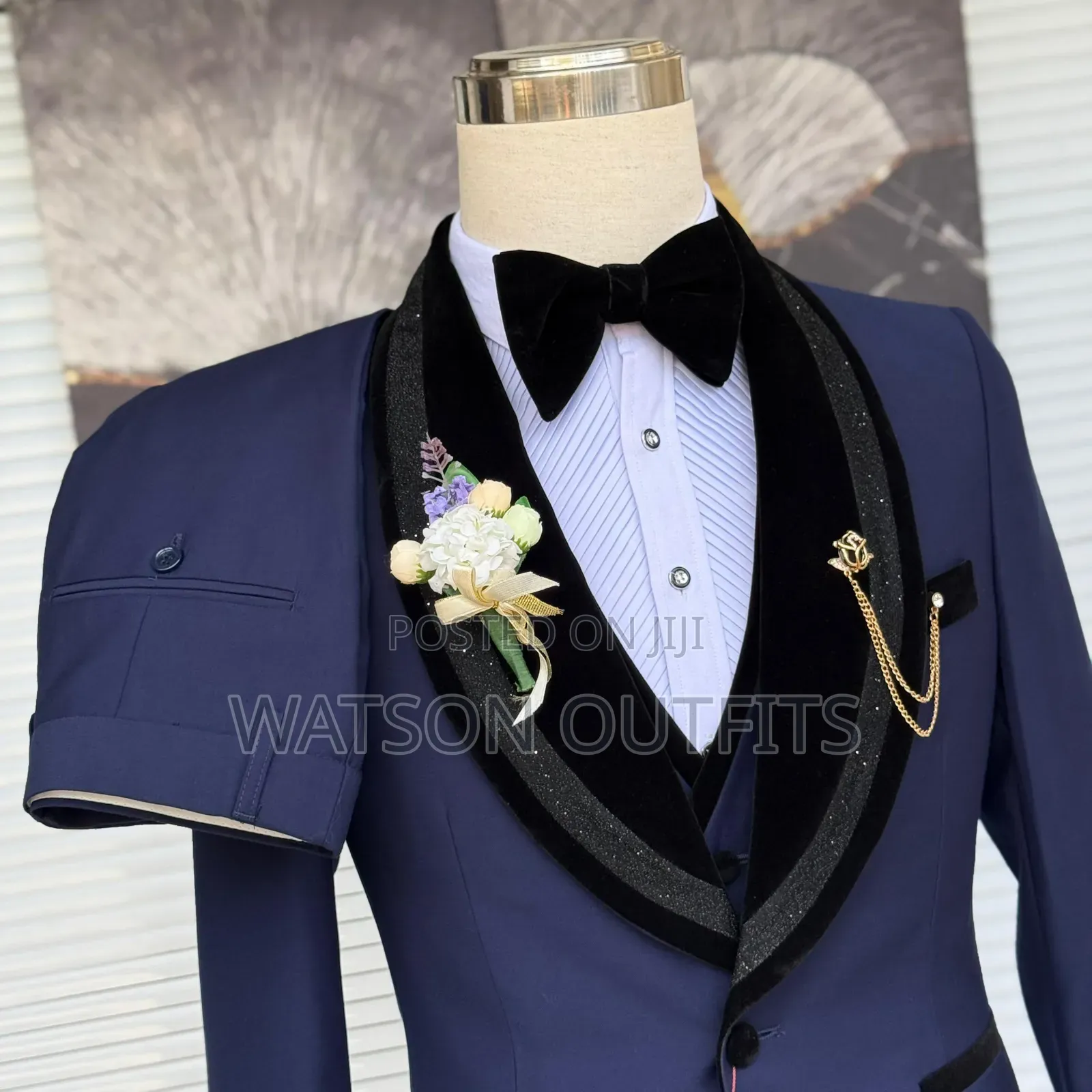 Men's Suits or Suti Za Male Typically Very Dedicated