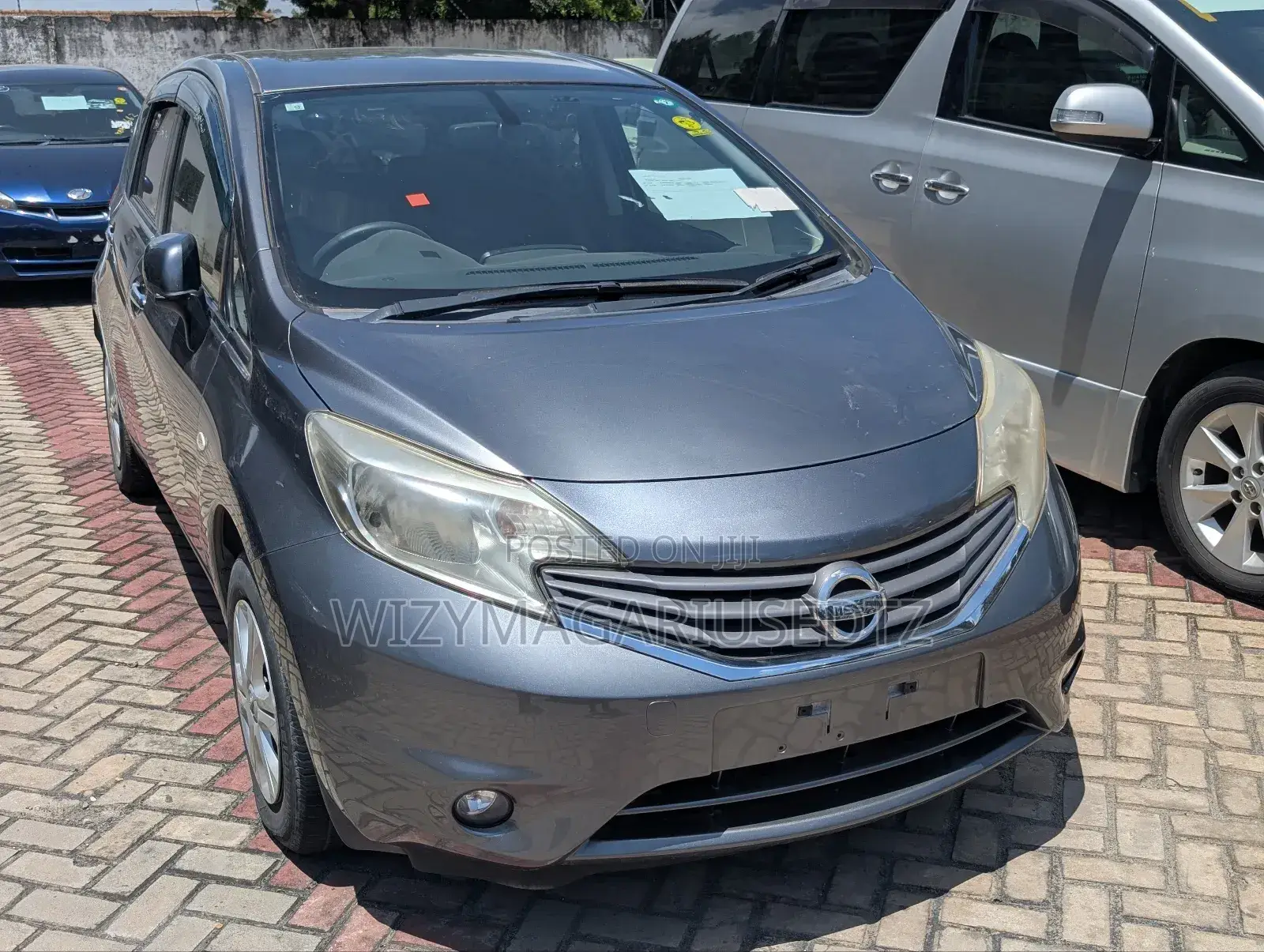 Nissan Note 2013 Burgundy