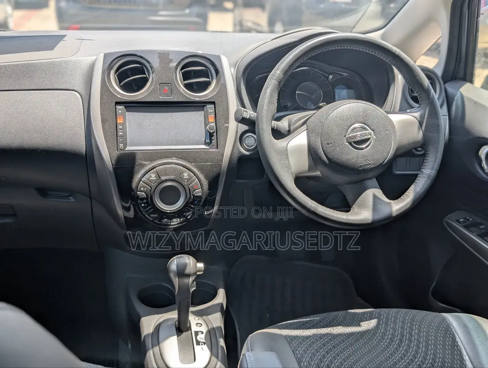 Nissan Note 2013 Burgundy
