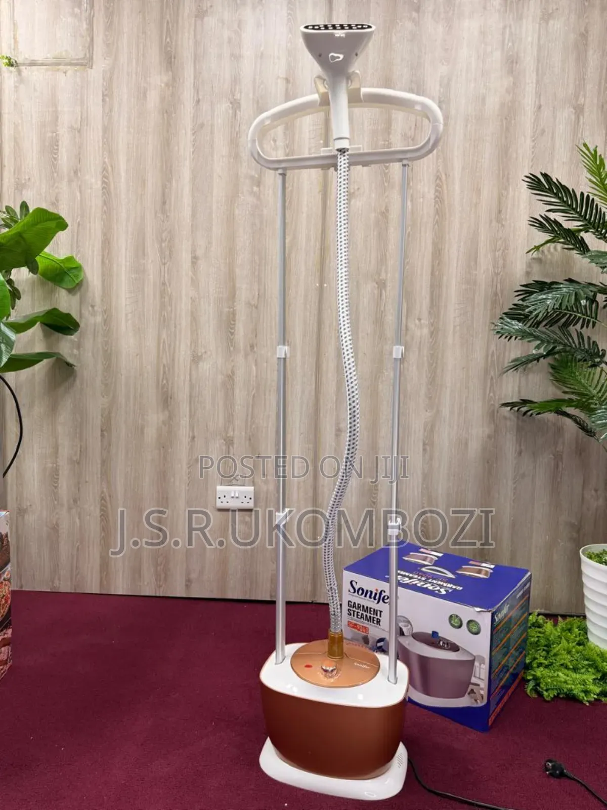 Electric Standing Garmert Steamer 2.2 Capacity