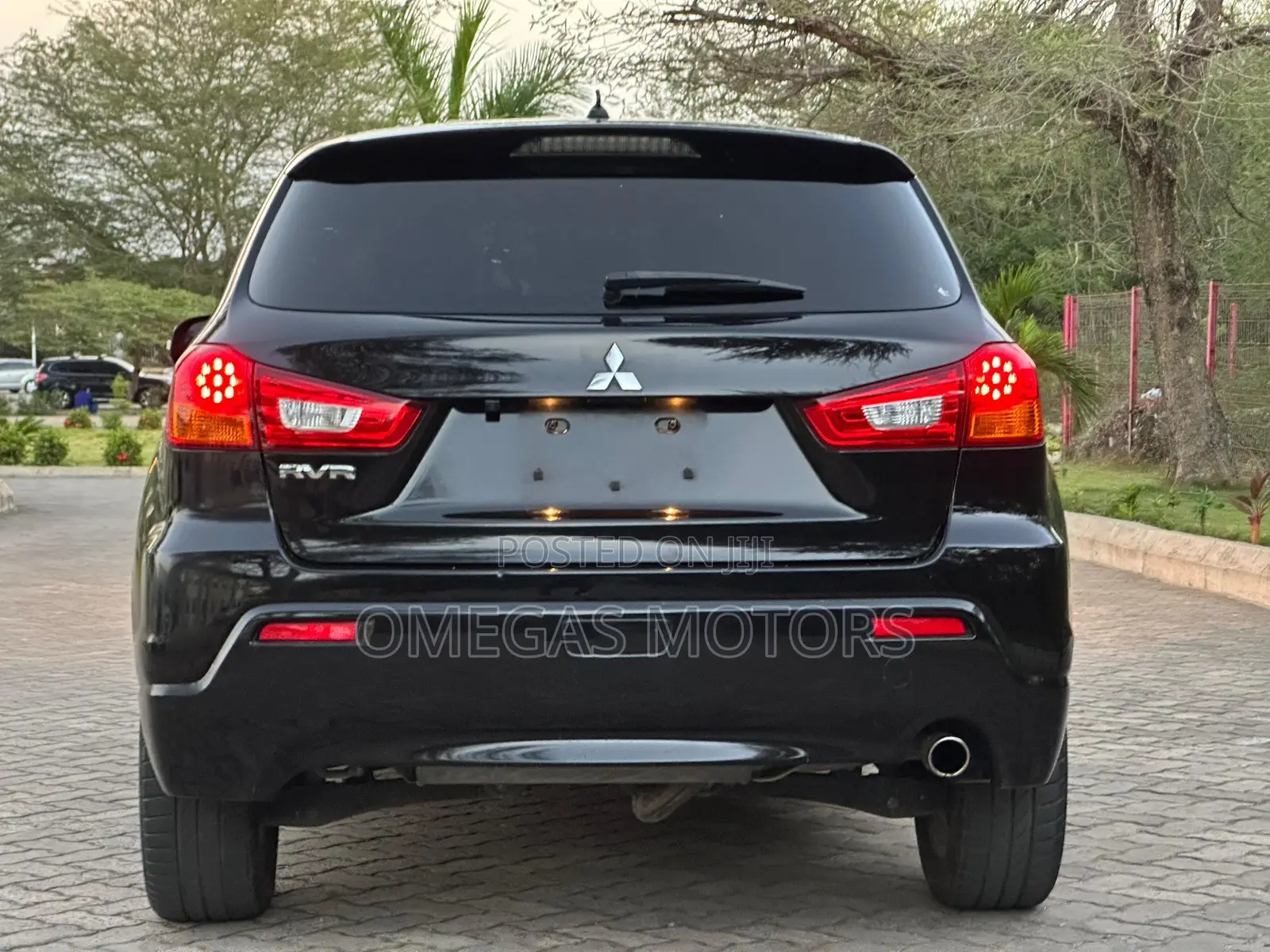 Mitsubishi RVR 2010 Black