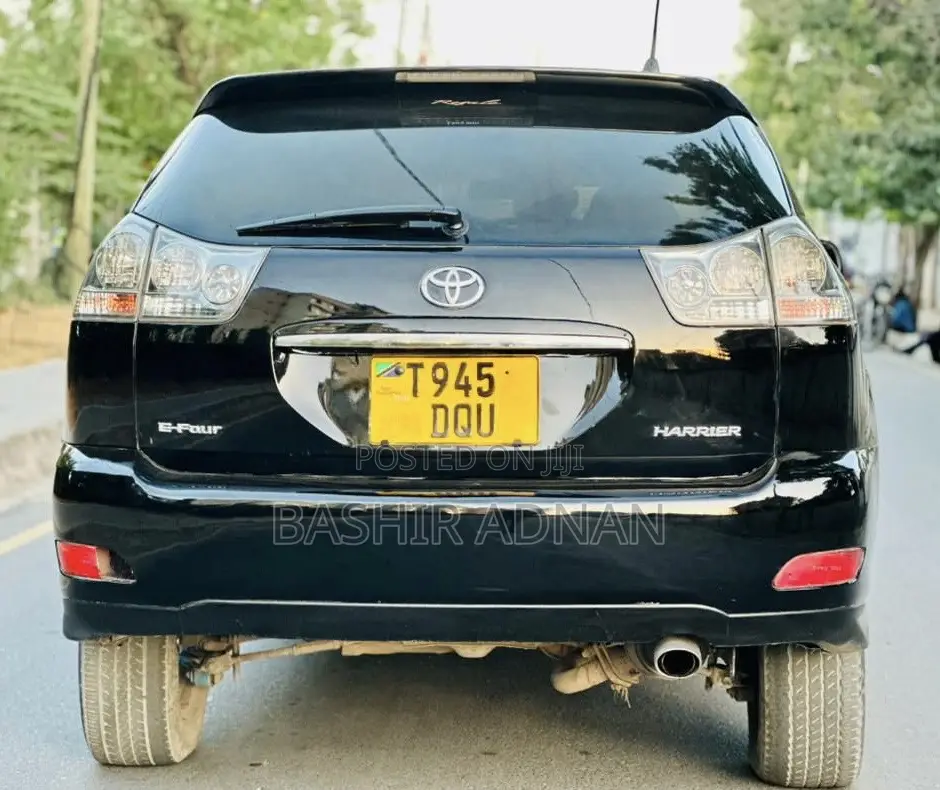 Toyota Harrier 2004 Black