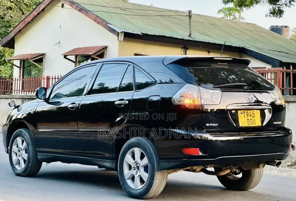 Toyota Harrier 2004 Black